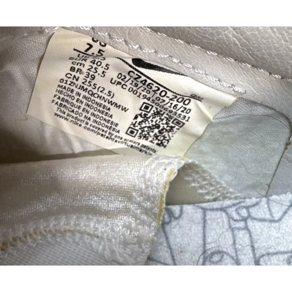 Nike SB Blazer‎ Bearbrick Pony Hair Cream Sneakers Mens 7.5 Womens 9